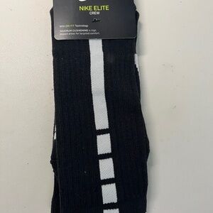 Nike Elite Crew Socks Black White Dri-Fit Cushion Basketball Mens Size 8-12